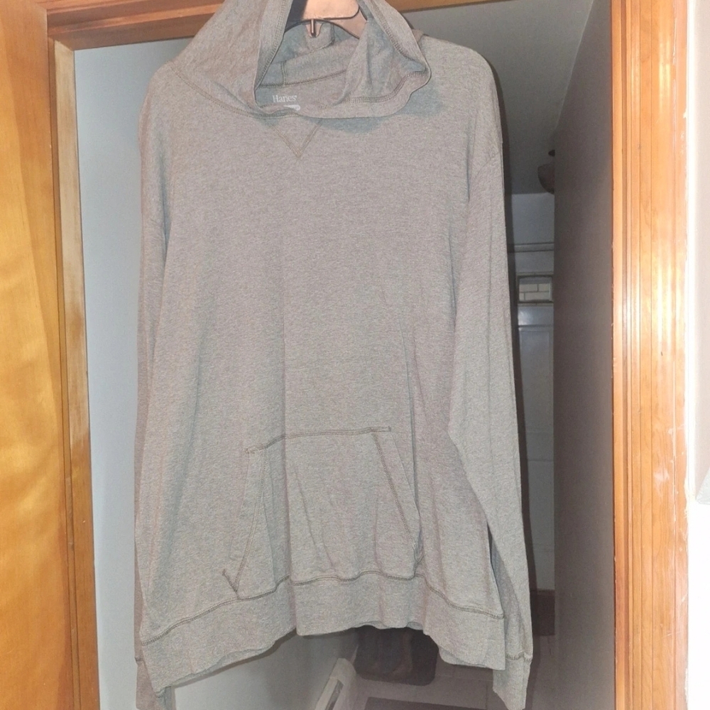 Hanes Light Green Hooded Sweatshirt